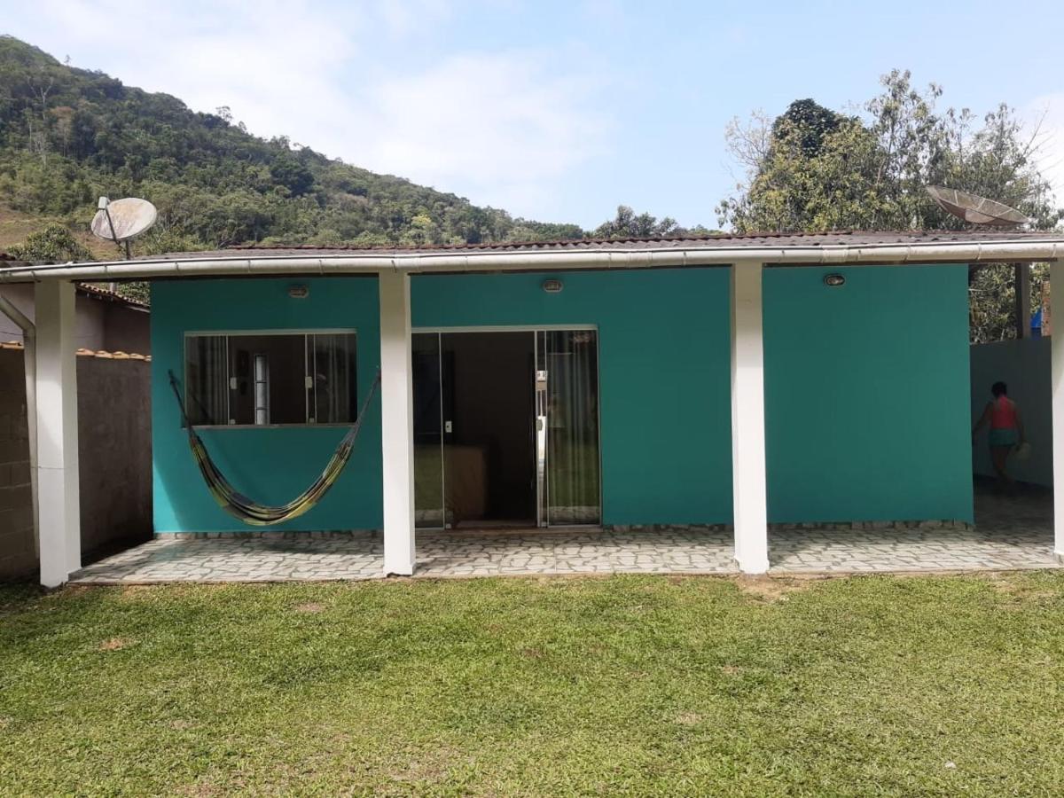 הוילה אובטובה Casa Ampla E Confortavel A 10 Minutos Praia Ubatumirim Cambuca מראה חיצוני תמונה