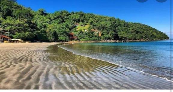 הוילה אובטובה Casa Ampla E Confortavel A 10 Minutos Praia Ubatumirim Cambuca מראה חיצוני תמונה